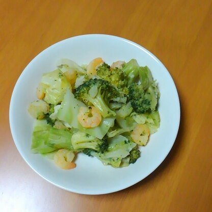 美味しいし、野菜たっぷりでお腹満足♪ヽ(*´▽)ノ♪ガーリックで、元気いっぱぁ～いっ♪ご馳走様でしたぁ～♪